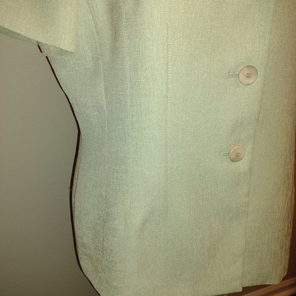 Le Suit Essentials, 2pc Pant Suit, Size-14, Light Green Color - Picture 2 of 6